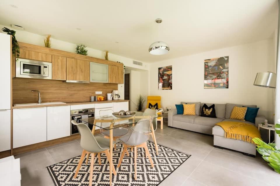 Apartment Stylish New 1 Bedroom In Juan Les Pins